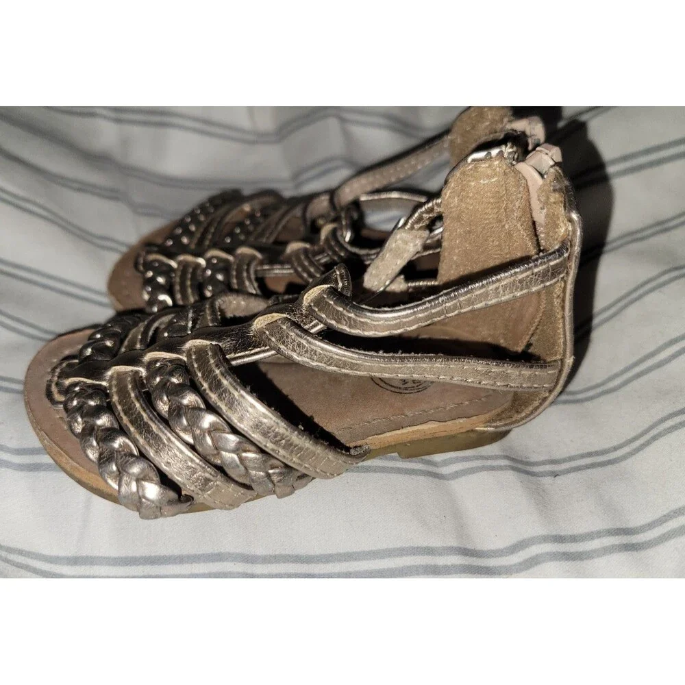 Wonder Nation sandals